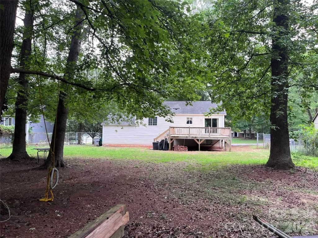 9108 Touchstone Lane Charlotte NC 28227