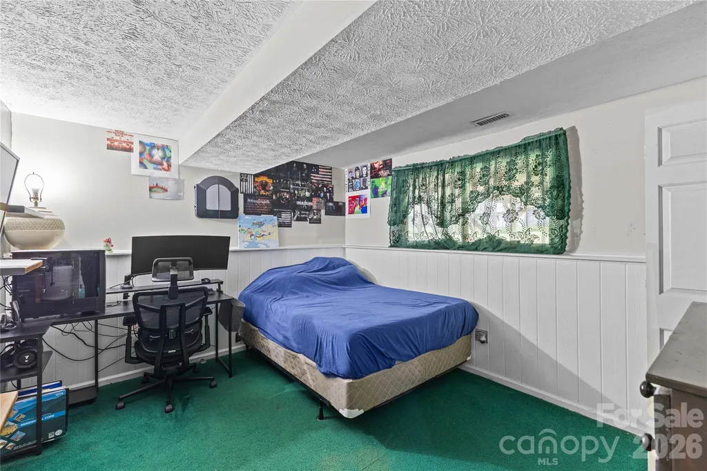 9108 Touchstone Lane Charlotte NC 28227