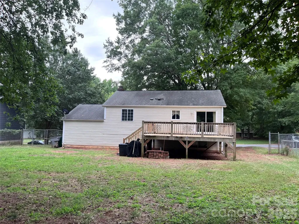 9108 Touchstone Lane Charlotte NC 28227