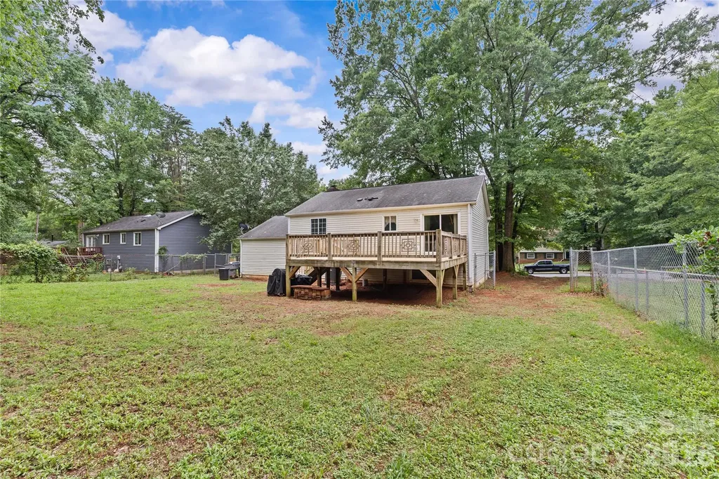 9108 Touchstone Lane Charlotte NC 28227