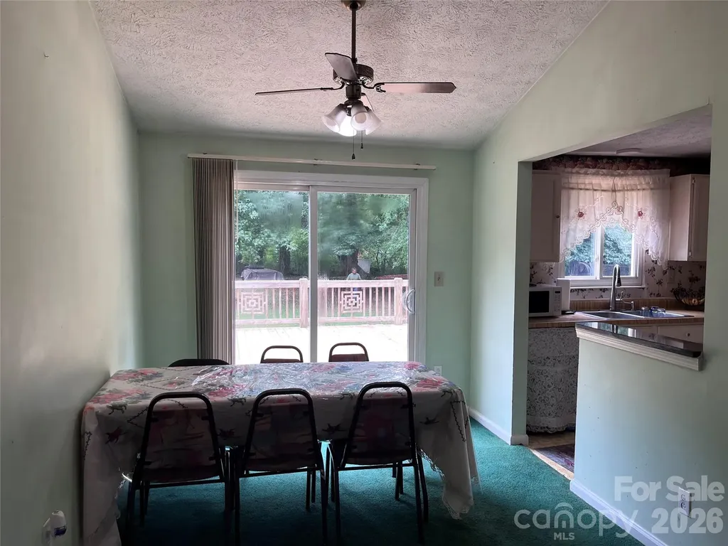 9108 Touchstone Lane Charlotte NC 28227