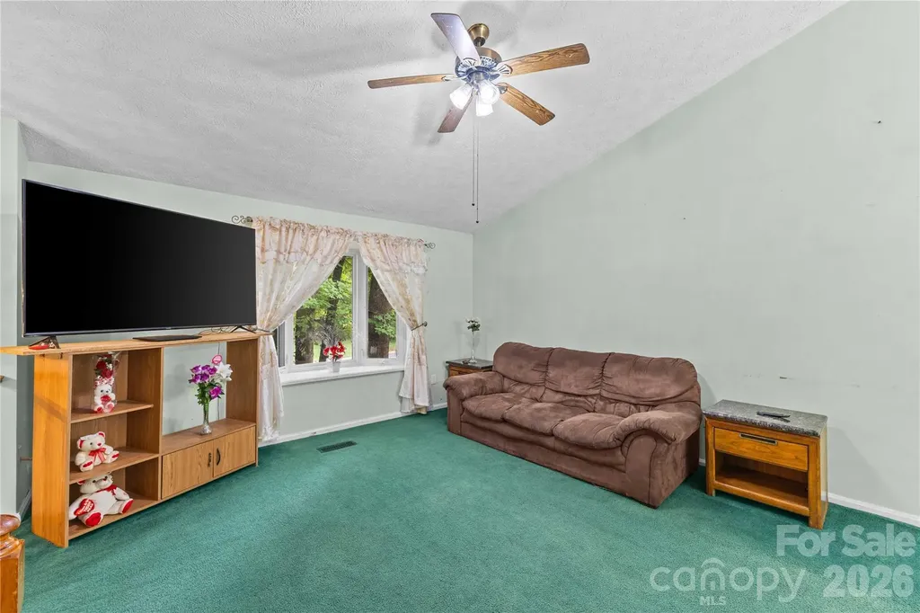 9108 Touchstone Lane Charlotte NC 28227