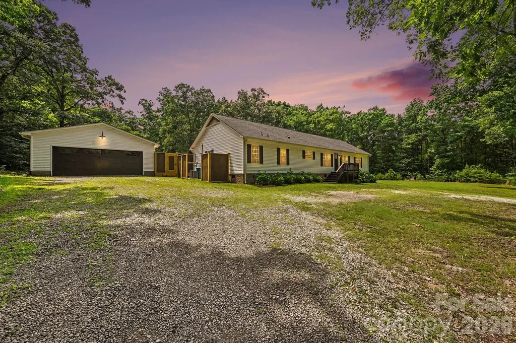 8900 Lazy Ridge Lane Concord NC 28025