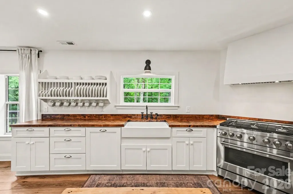 8900 Lazy Ridge Lane Concord NC 28025