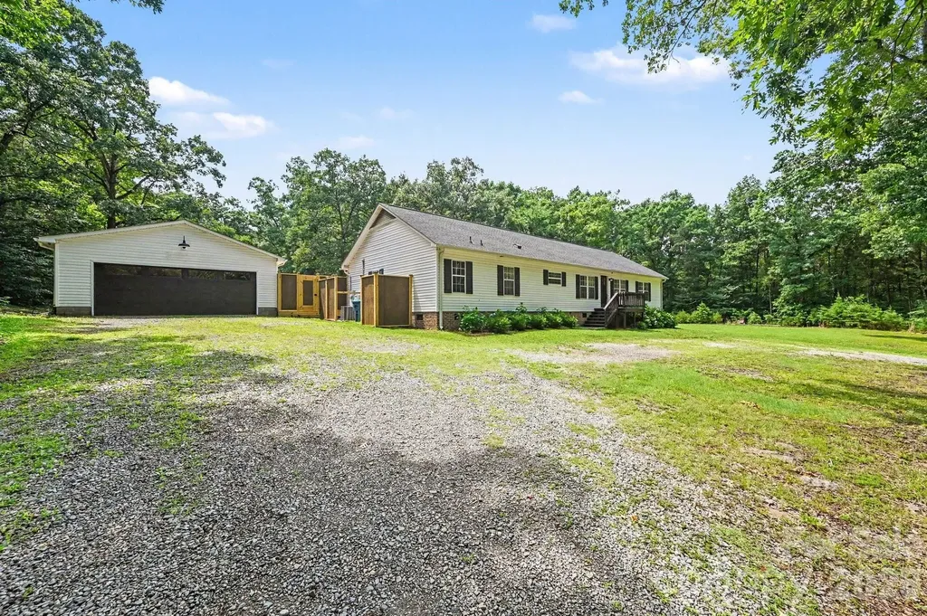 8900 Lazy Ridge Lane Concord NC 28025