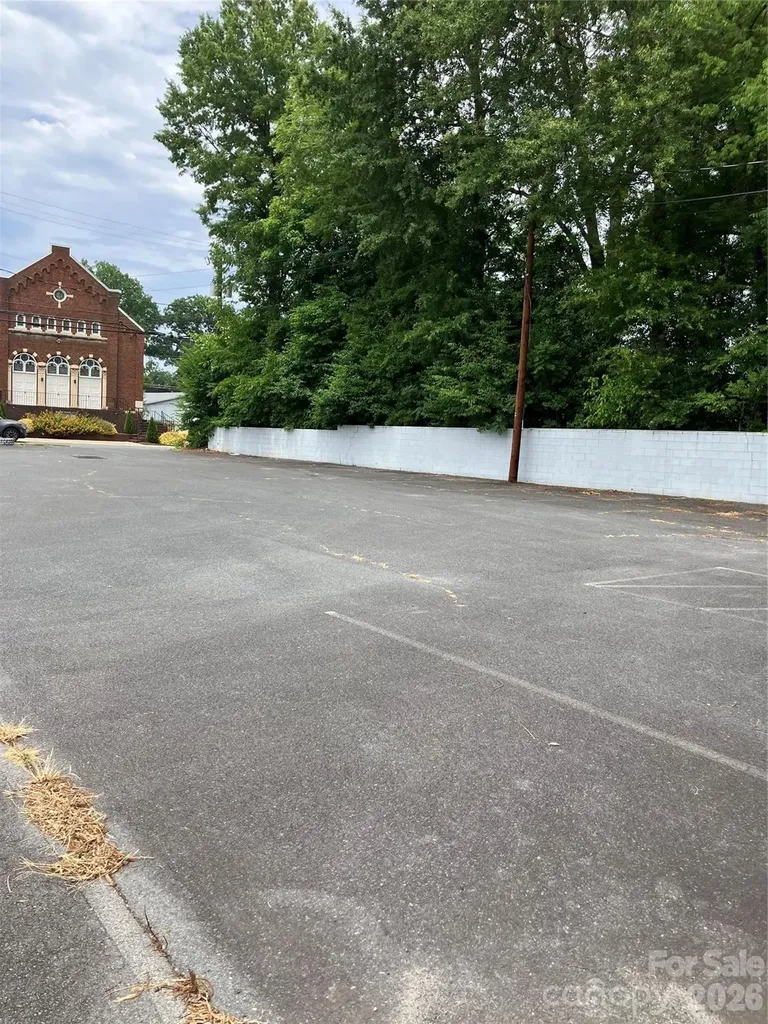 1007 W Main Street Albemarle NC 28001