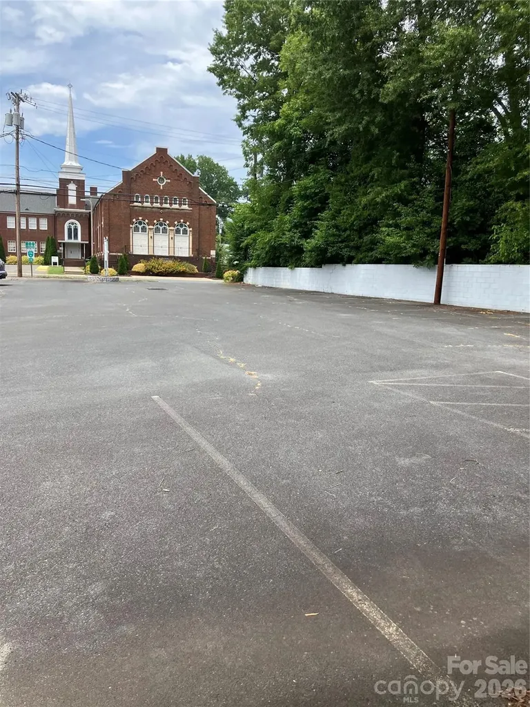 1007 W Main Street Albemarle NC 28001