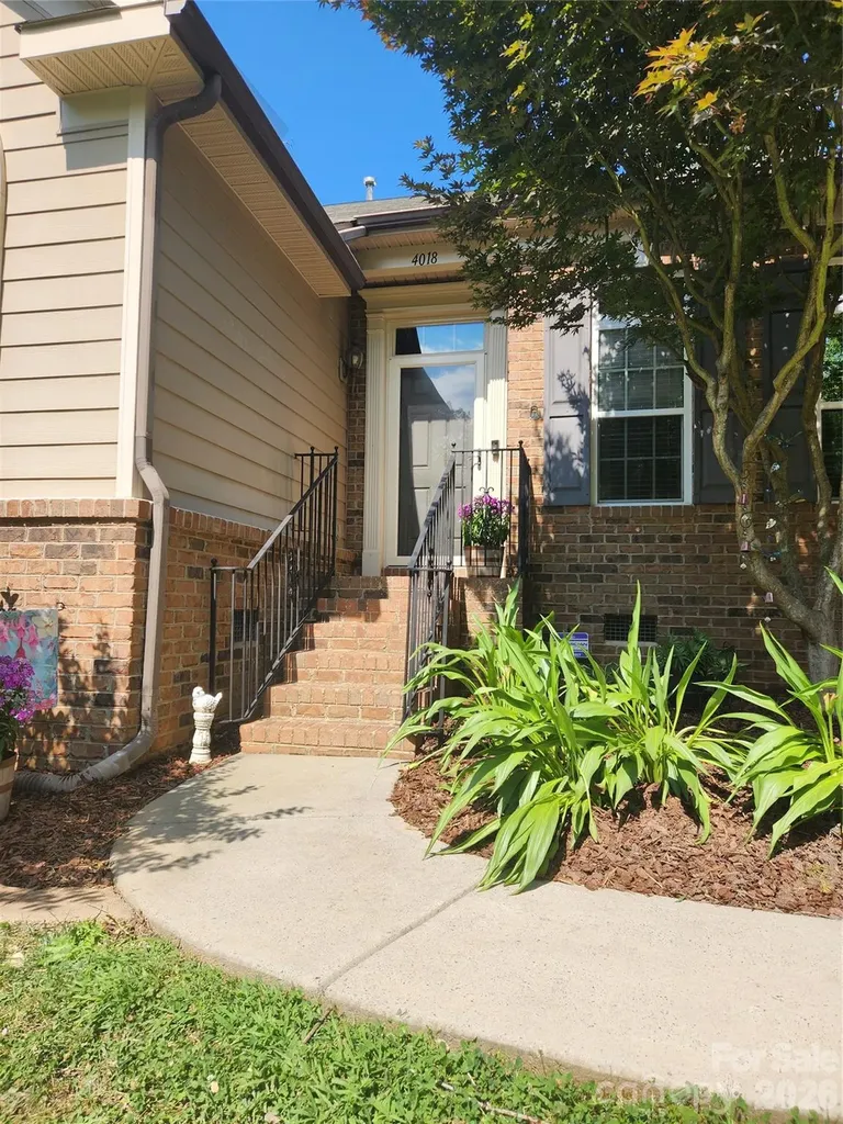 4018 Harmattan Drive Denver NC 28037