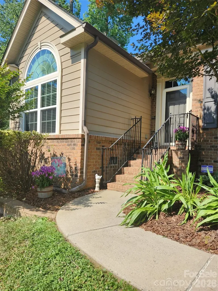 4018 Harmattan Drive Denver NC 28037