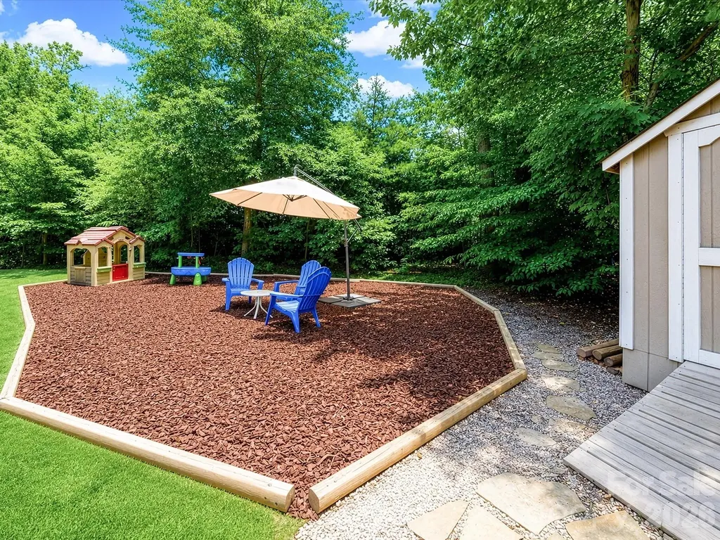 4018 Harmattan Drive Denver NC 28037