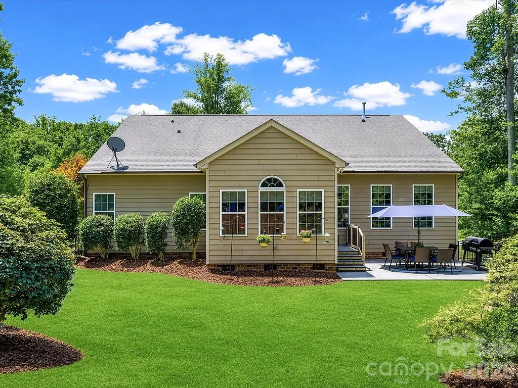 4018 Harmattan Drive Denver NC 28037