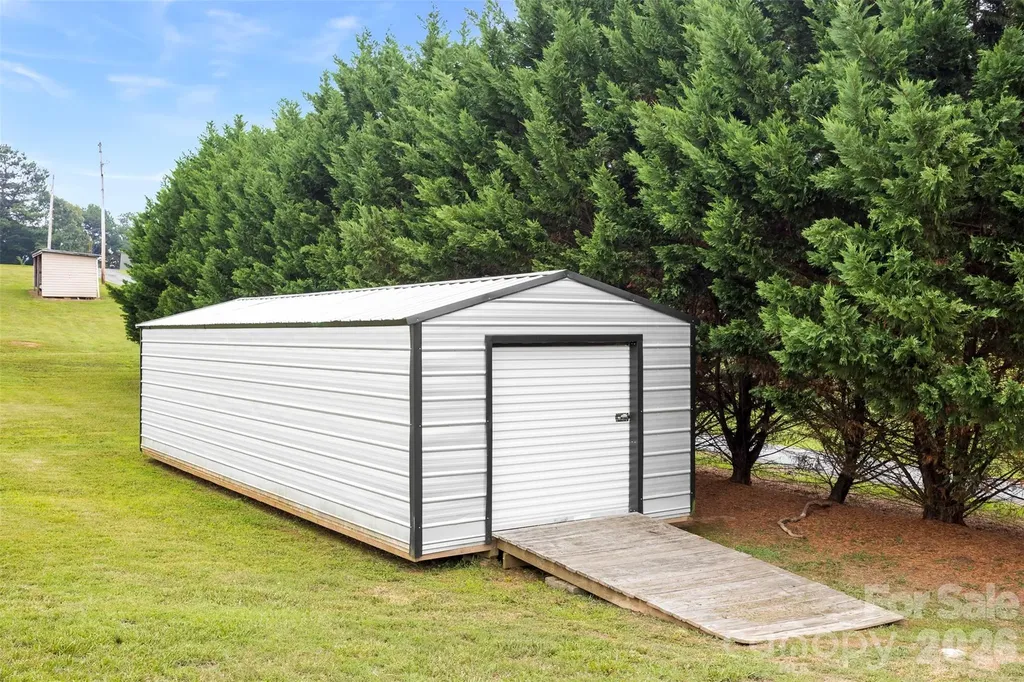 1259 Hardin Road Dallas NC 28034