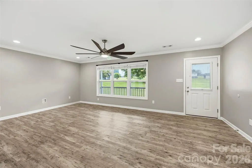 1259 Hardin Road Dallas NC 28034