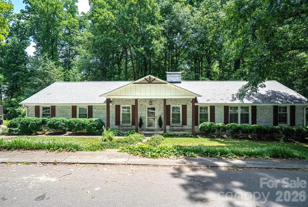 504 Dogwood Lane Belmont NC 28012