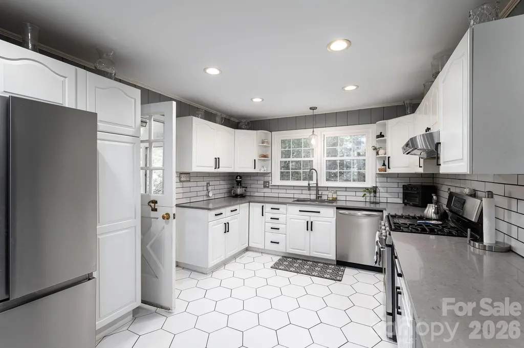 504 Dogwood Lane Belmont NC 28012