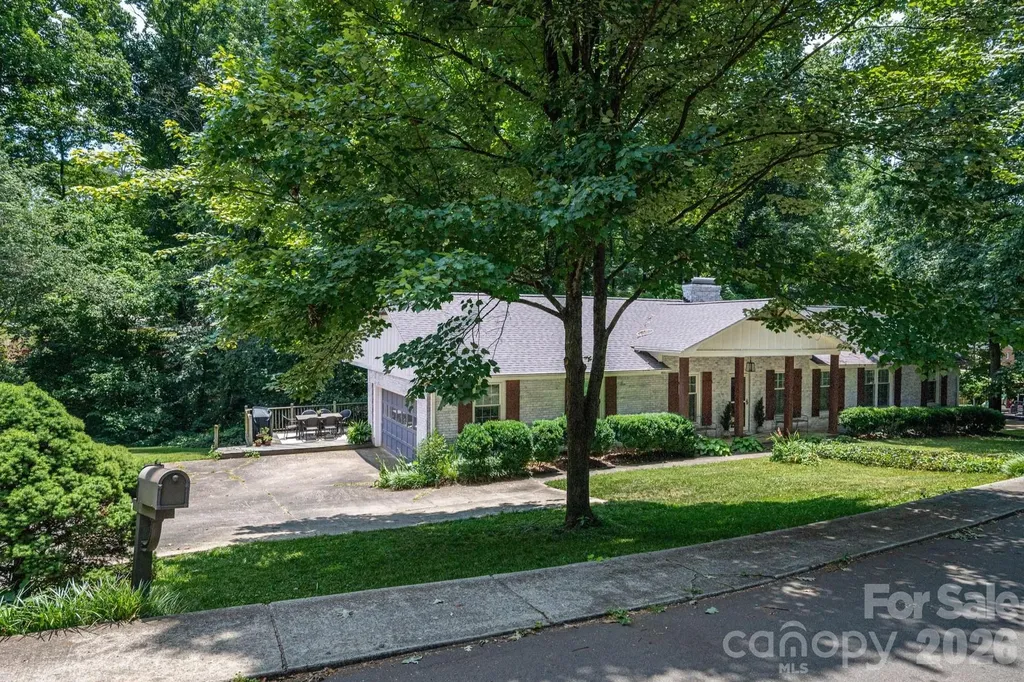 504 Dogwood Lane Belmont NC 28012