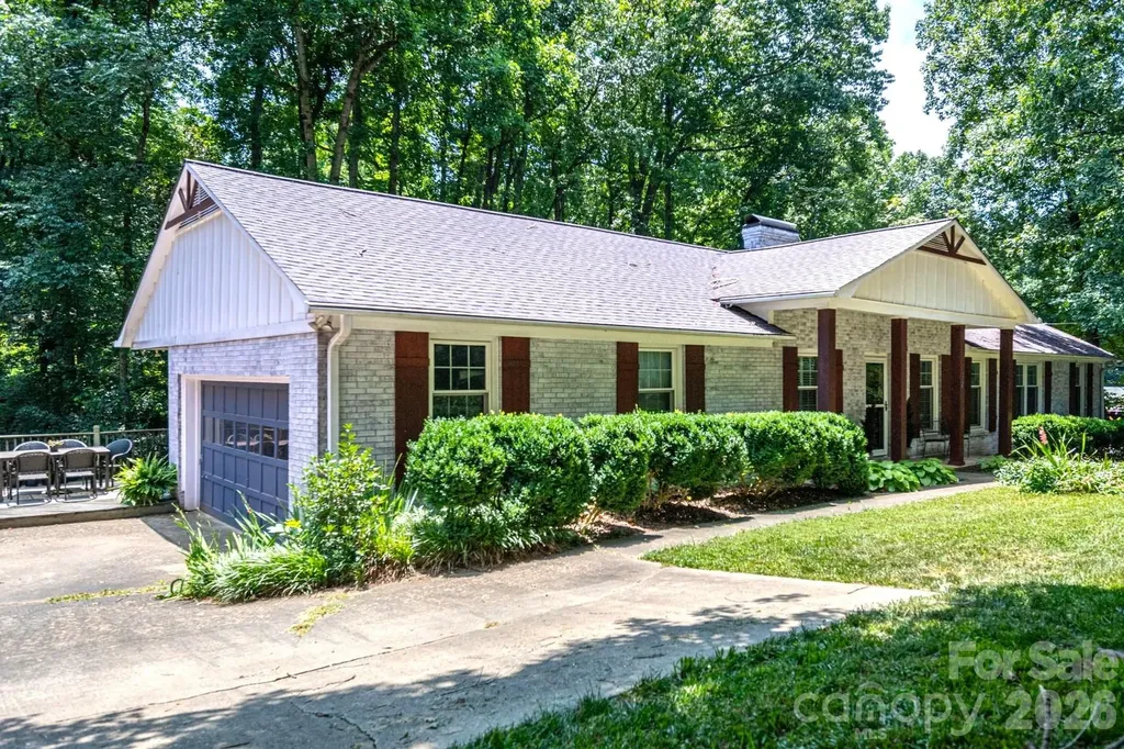 504 Dogwood Lane Belmont NC 28012