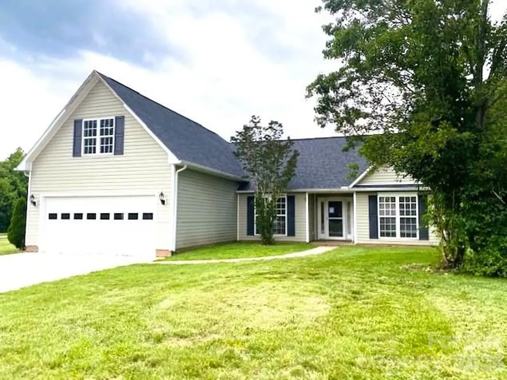 222 Misty Valley Road Fletcher NC 28732