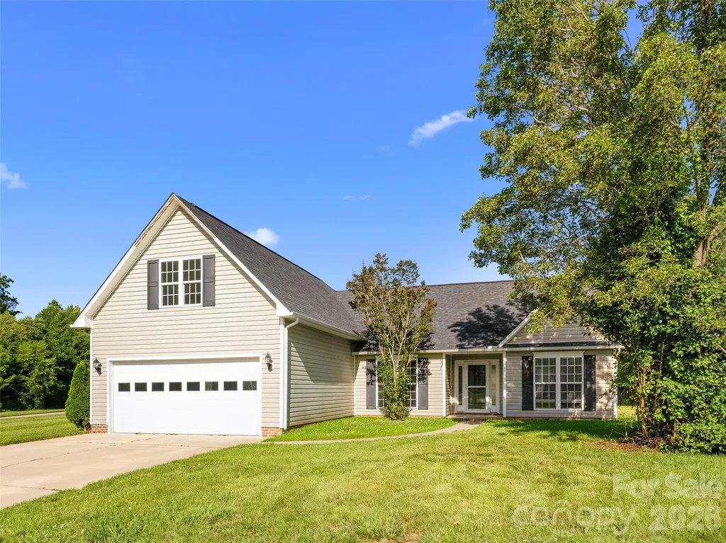 222 Misty Valley Way Fletcher NC 28732