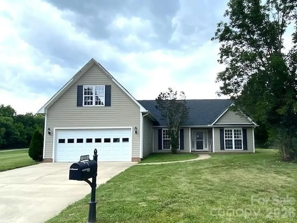 222 Misty Valley Road Fletcher NC 28732
