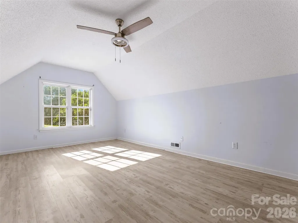 222 Misty Valley Way Fletcher NC 28732