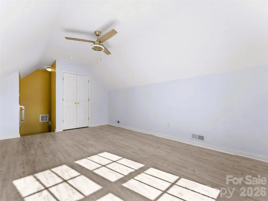 222 Misty Valley Way Fletcher NC 28732