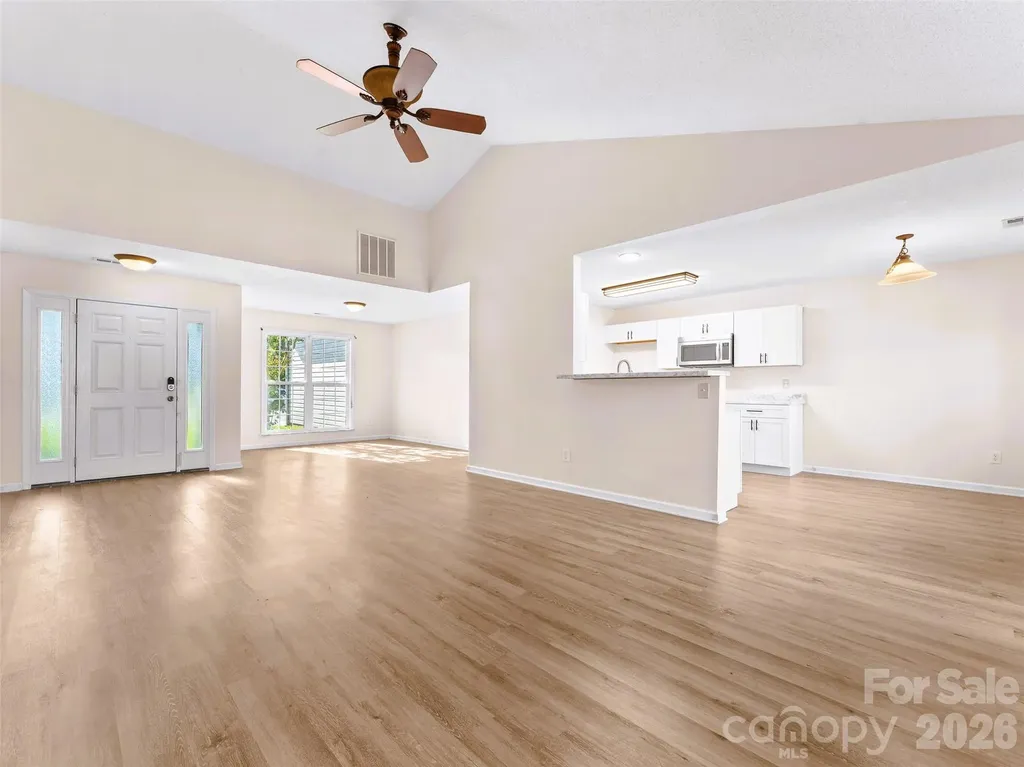 222 Misty Valley Way Fletcher NC 28732