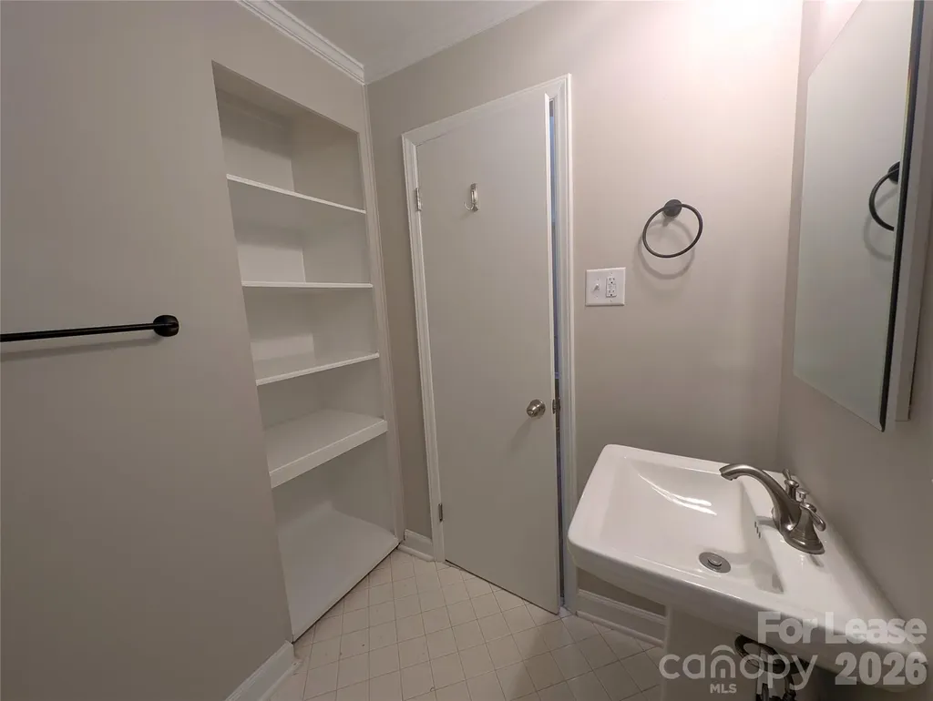 6724 Sunview Drive Charlotte NC 28210
