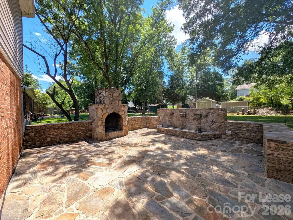 6724 Sunview Drive Charlotte NC 28210