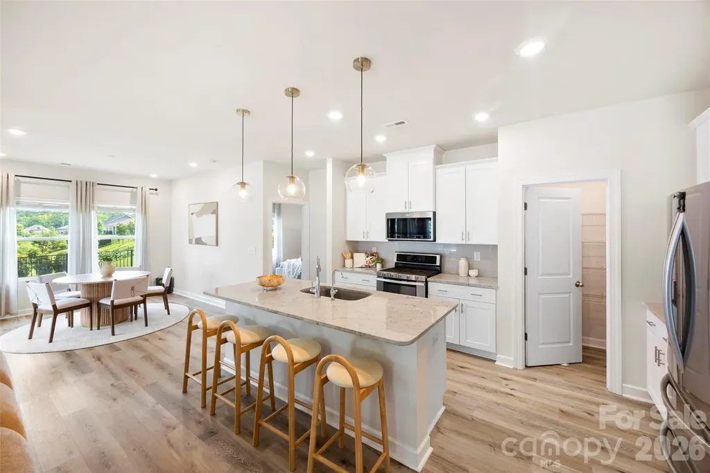 4522 Bright Road Charlotte NC 28214