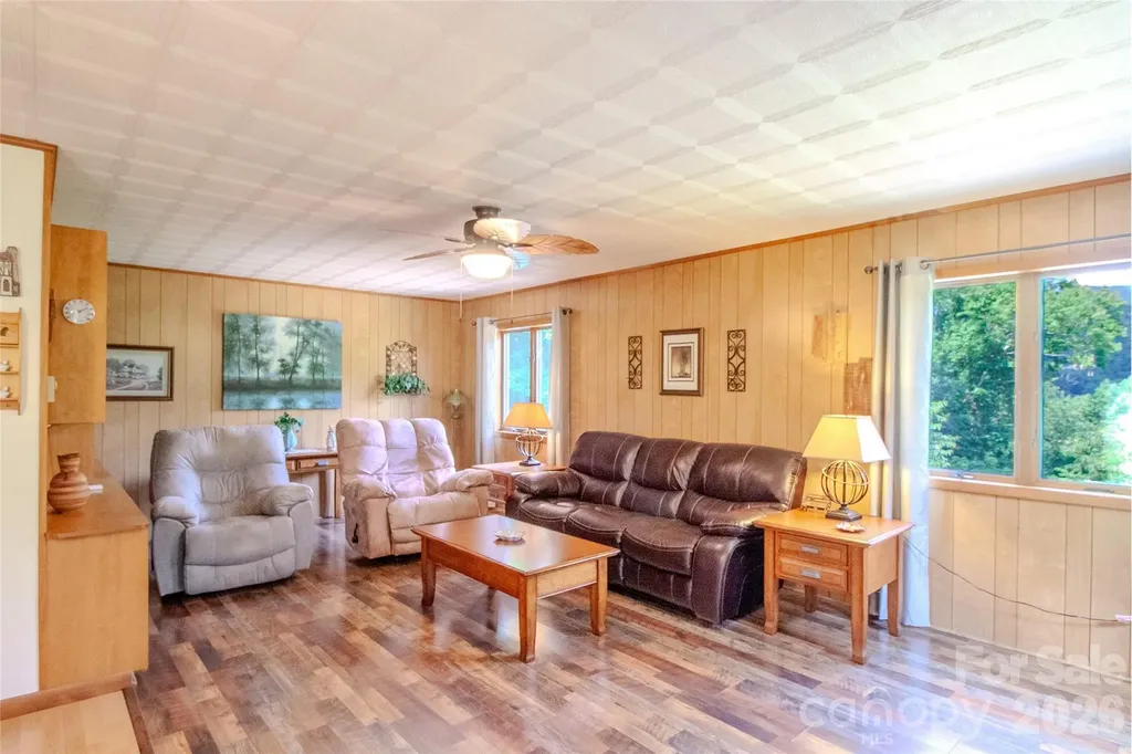 49 Jake Drive Canton NC 28716