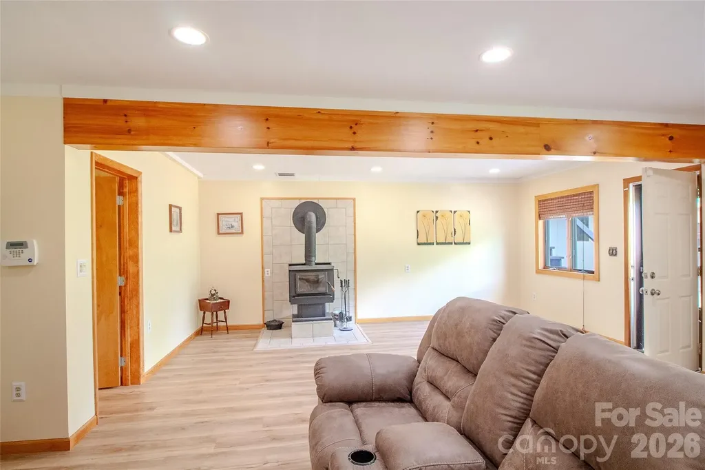 49 Jake Drive Canton NC 28716