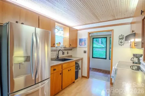 49 Jake Drive Canton NC 28716