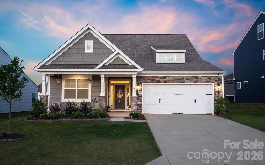 1452 Ardmore Drive Sherrills Ford NC 28673