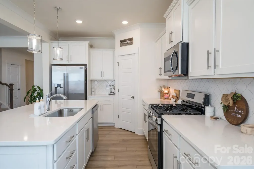 1452 Ardmore Drive Sherrills Ford NC 28673