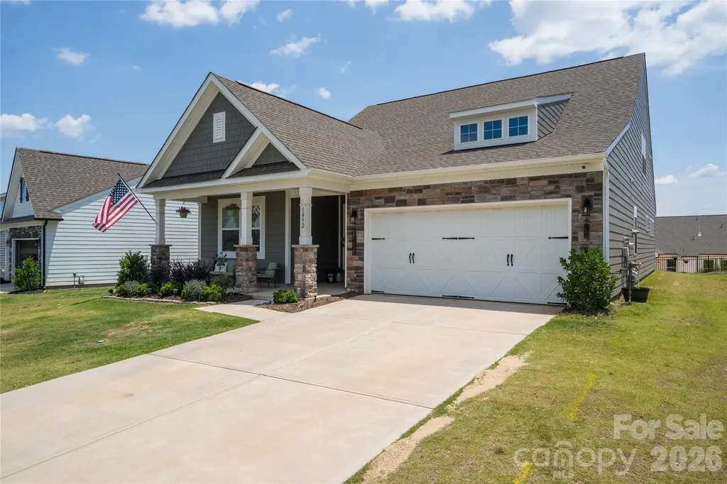 1452 Ardmore Drive Sherrills Ford NC 28673