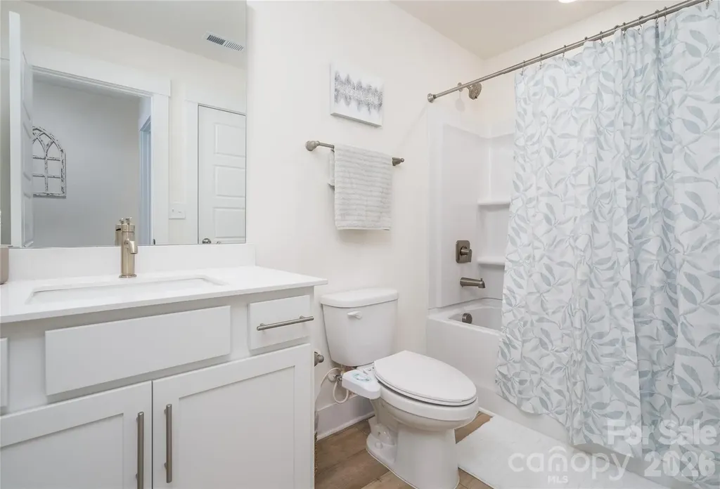 1452 Ardmore Drive Sherrills Ford NC 28673