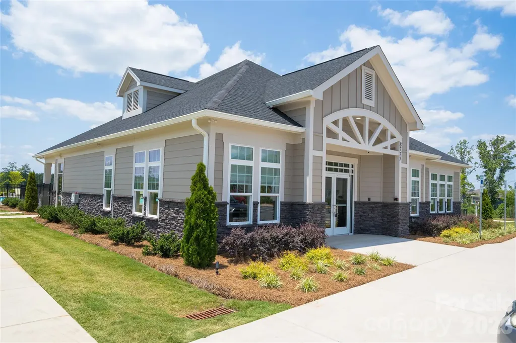 1452 Ardmore Drive Sherrills Ford NC 28673