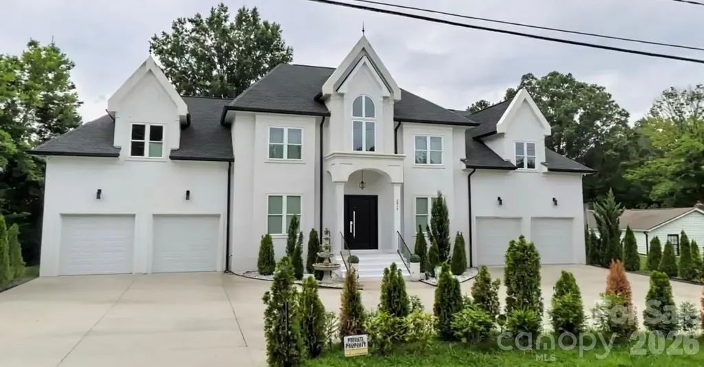 2916 Margaret Wallace Road Matthews NC 28105