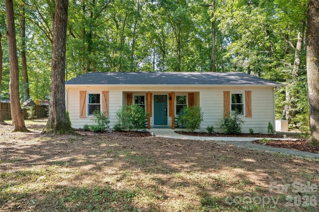 317 Jackson Place Matthews NC 28104
