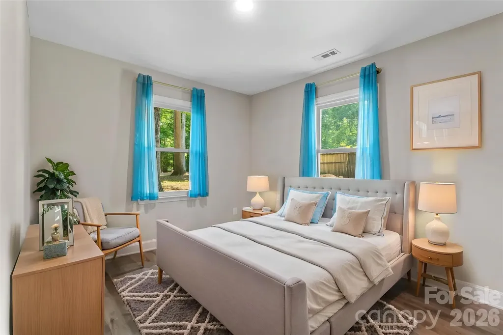 317 Jackson Place Matthews NC 28104