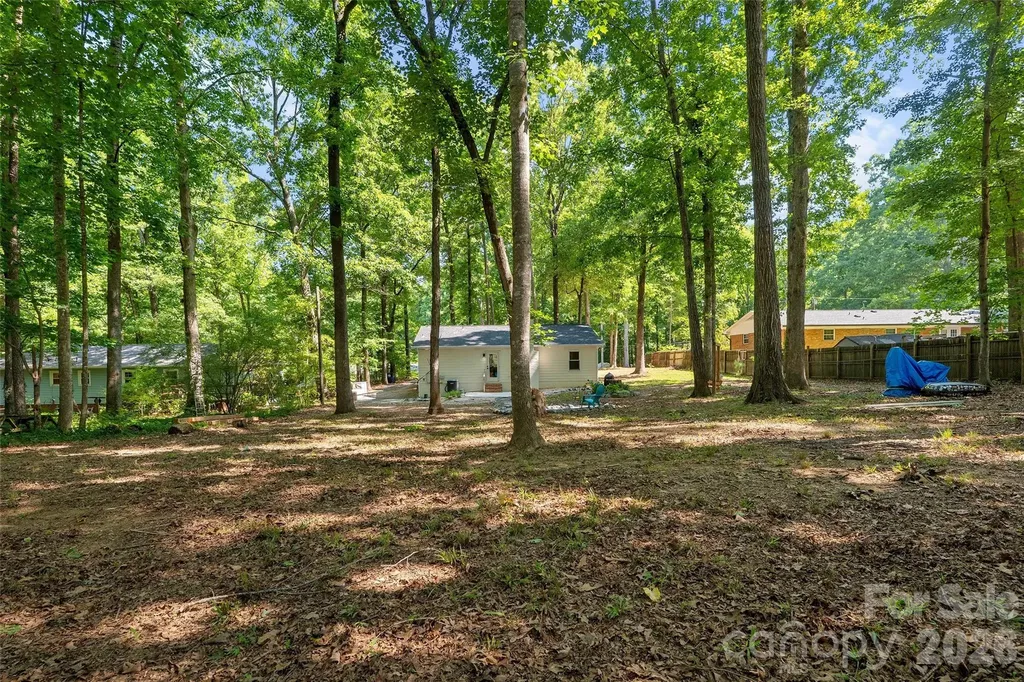 317 Jackson Place Matthews NC 28104