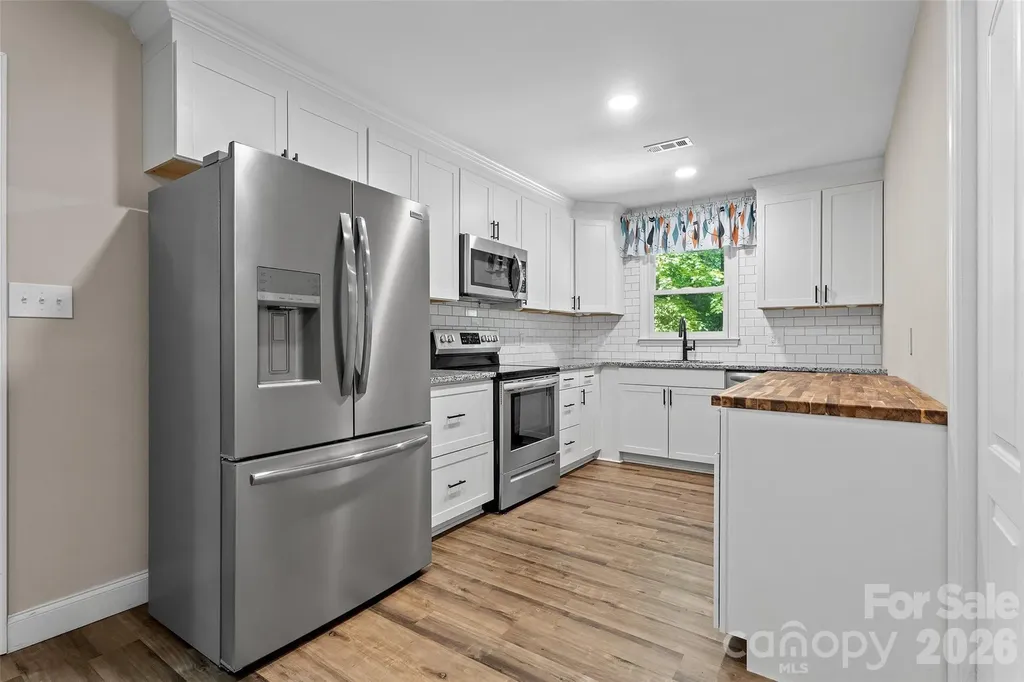 317 Jackson Place Matthews NC 28104