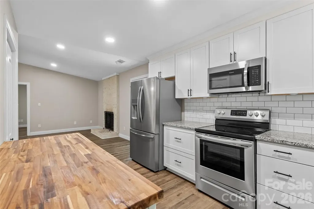 317 Jackson Place Matthews NC 28104