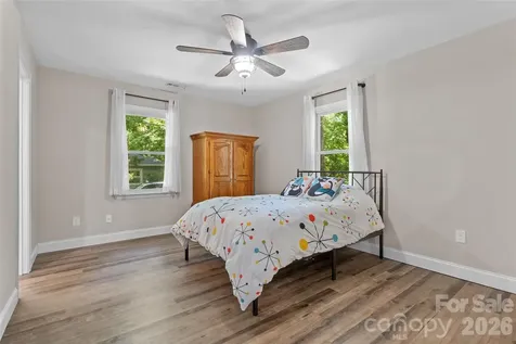 317 Jackson Place Matthews NC 28104