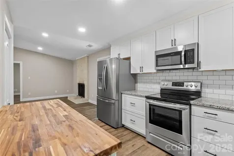 317 Jackson Place Matthews NC 28104