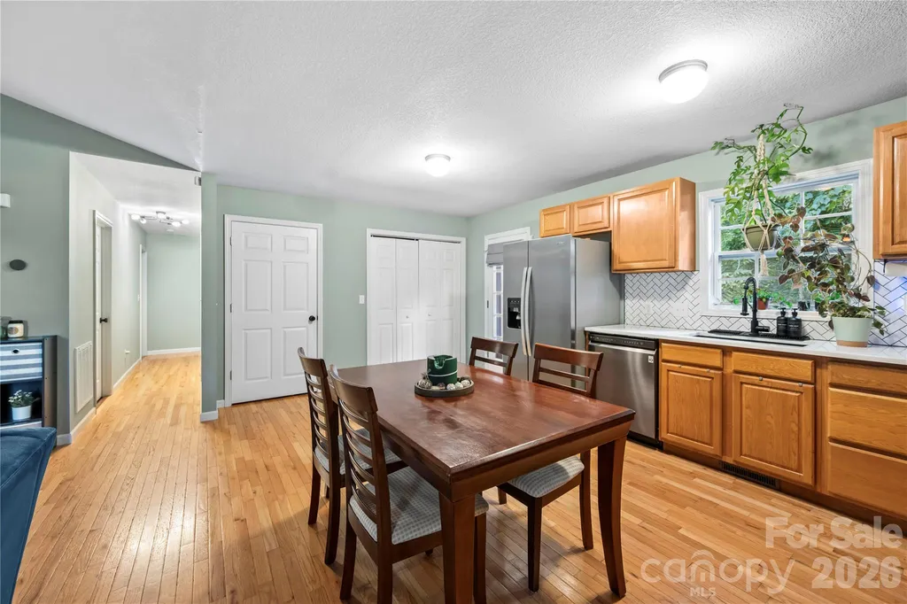 11 W Raleigh Road Asheville NC 28803