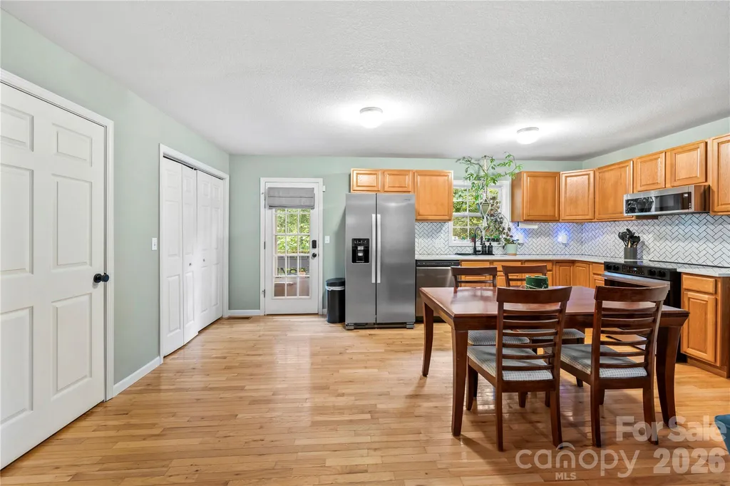 11 W Raleigh Road Asheville NC 28803