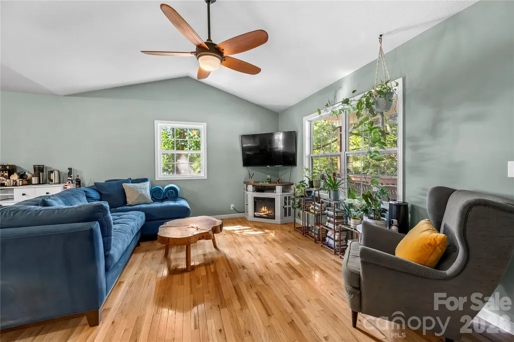 11 W Raleigh Road Asheville NC 28803