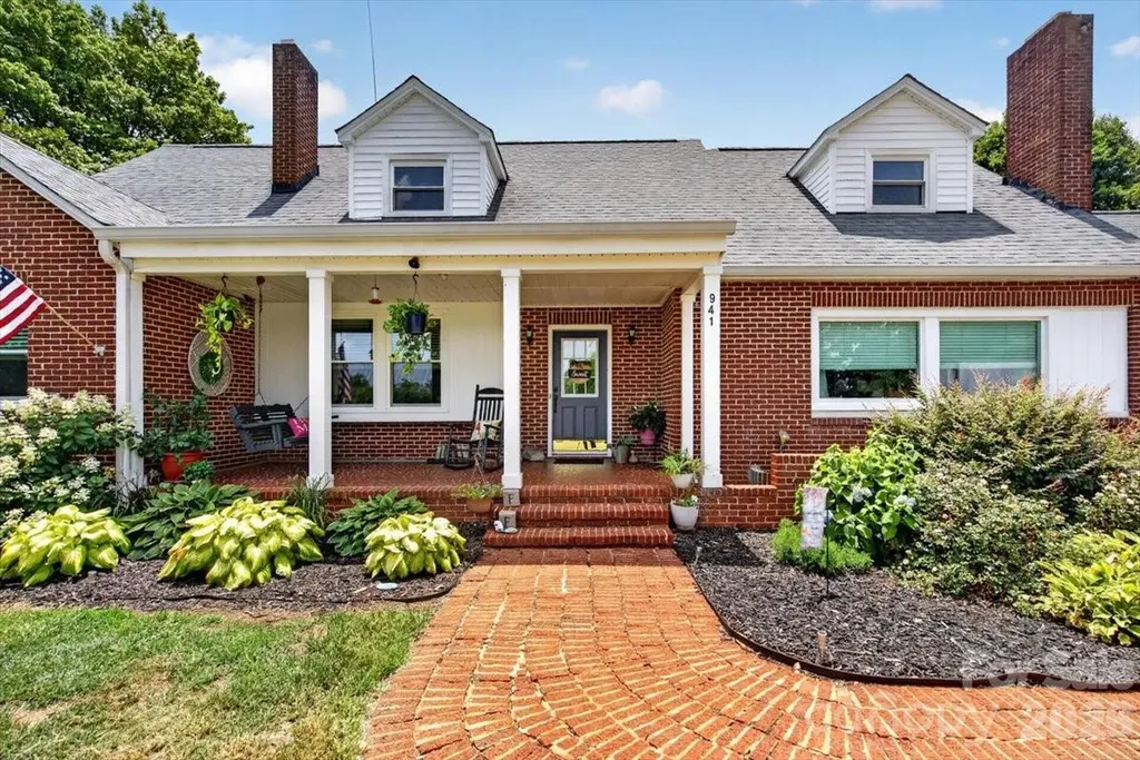 941 Casar Belwood Road Lawndale NC 28090